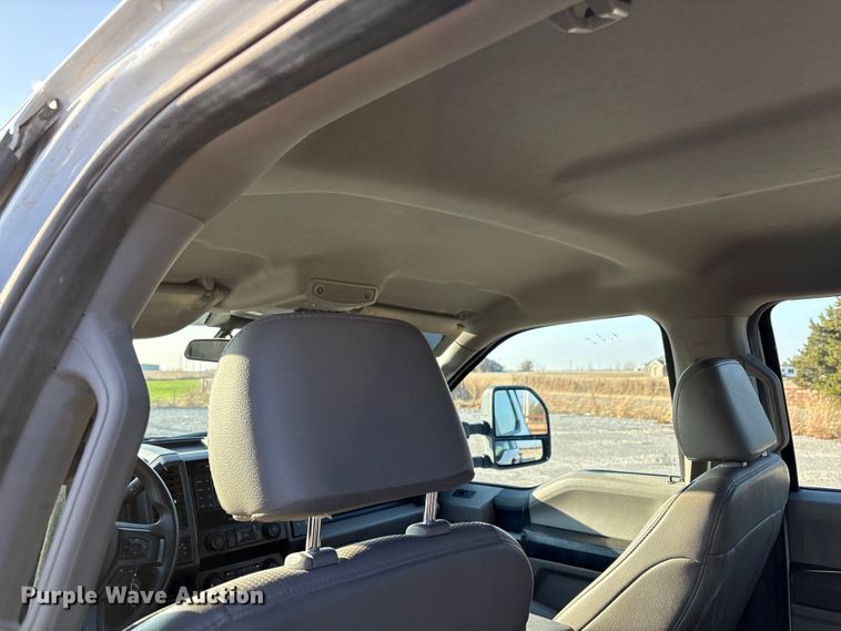 image for item EE4466 2022 Ford F250 Super Duty pickup truck