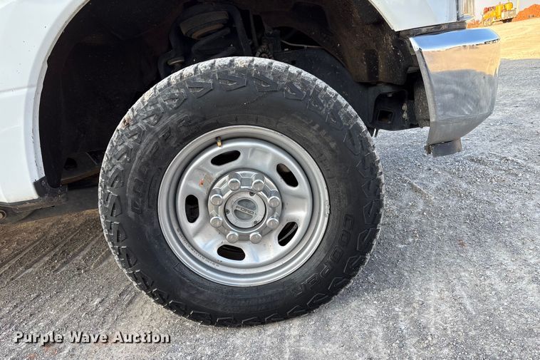 image for item EE4466 2022 Ford F250 Super Duty pickup truck