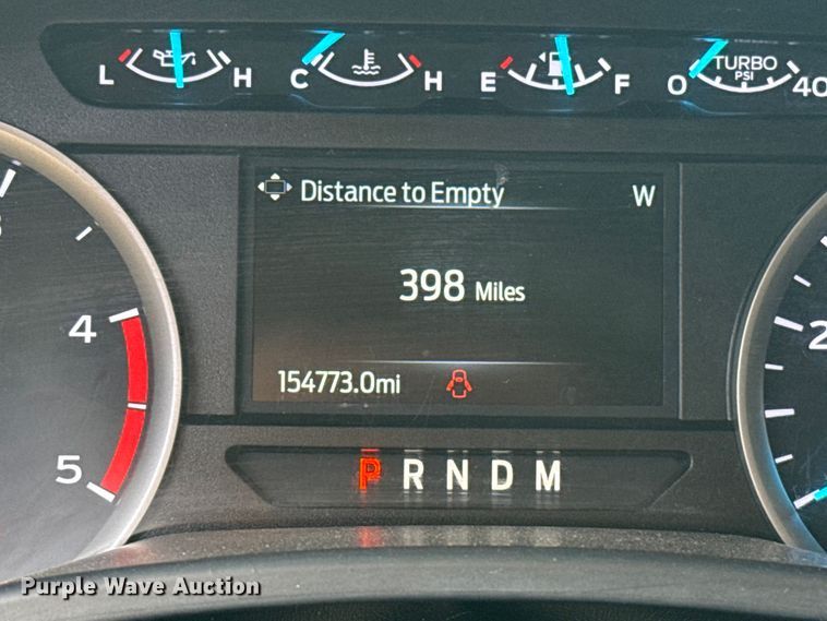 image for item EE4471 2022 Ford F250 Super Duty Crew Cab flatbed pickup truck