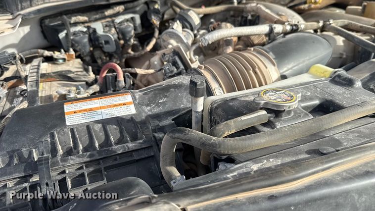 image for item EE4471 2022 Ford F250 Super Duty Crew Cab flatbed pickup truck