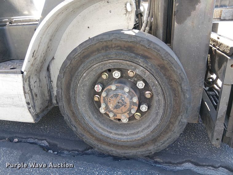 image for item EE4987 2016 UniCarriers PF50 forklift