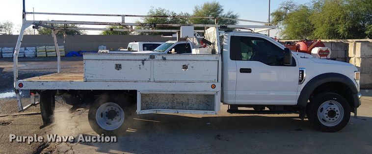 image for item EE4991 2021 Ford F450 flatbed truck