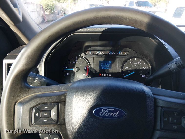 image for item EE4991 2021 Ford F450 flatbed truck