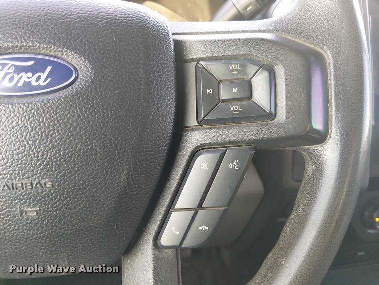 image for item EE4991 2021 Ford F450 flatbed truck