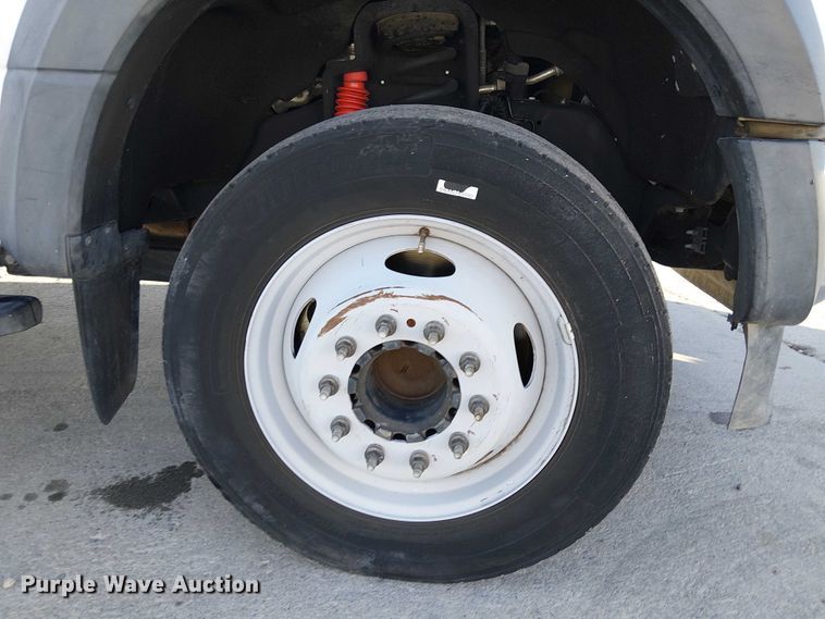 image for item EE4991 2021 Ford F450 flatbed truck