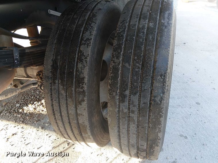 image for item EE4991 2021 Ford F450 flatbed truck