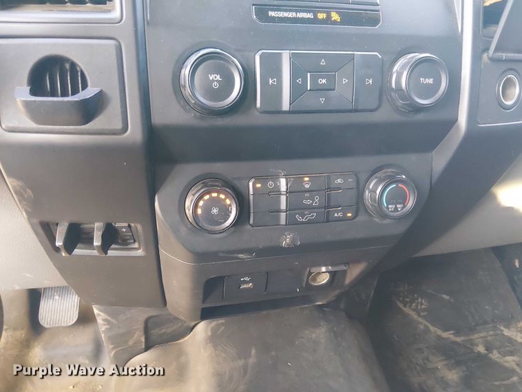 image for item EE4992 2019 Ford F150 SuperCrew pickup truck