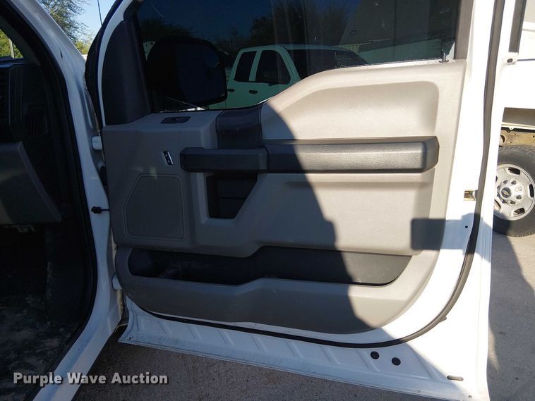 image for item EE4992 2019 Ford F150 SuperCrew pickup truck