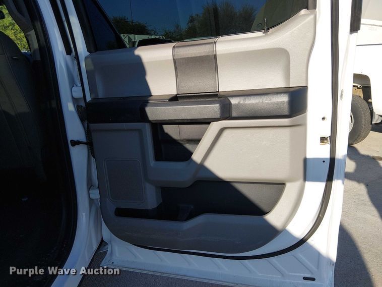 image for item EE4992 2019 Ford F150 SuperCrew pickup truck