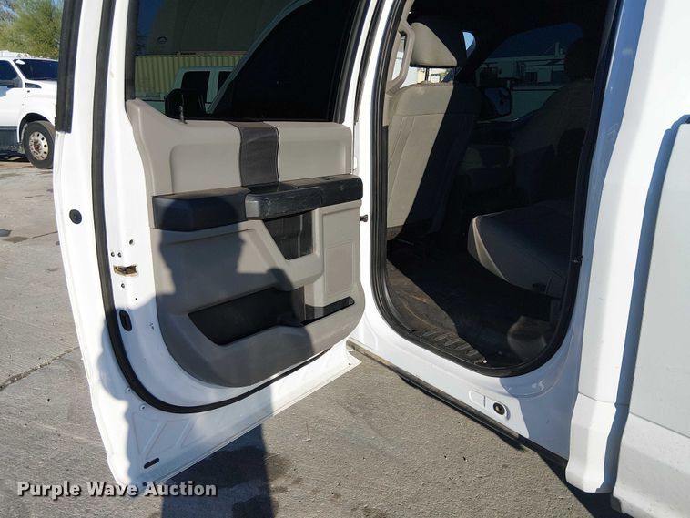 image for item EE4992 2019 Ford F150 SuperCrew pickup truck