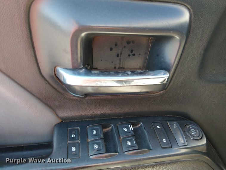 image for item EE4994 2015 Chevrolet Silverado 2500HD Double Cab pickup truck