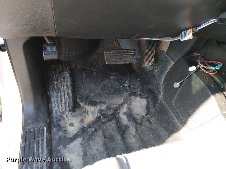 image for item EE4994 2015 Chevrolet Silverado 2500HD Double Cab pickup truck