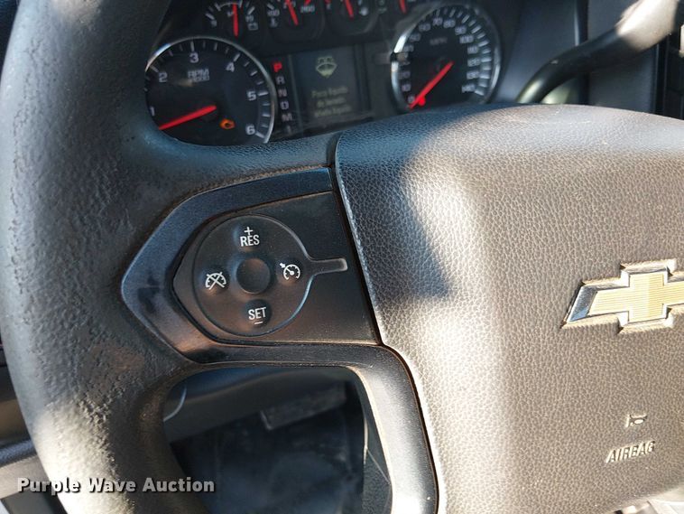 image for item EE4994 2015 Chevrolet Silverado 2500HD Double Cab pickup truck