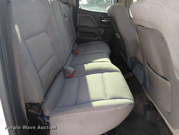 image for item EE4994 2015 Chevrolet Silverado 2500HD Double Cab pickup truck