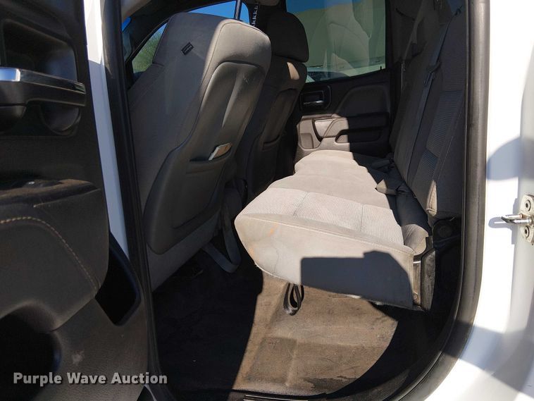 image for item EE4994 2015 Chevrolet Silverado 2500HD Double Cab pickup truck