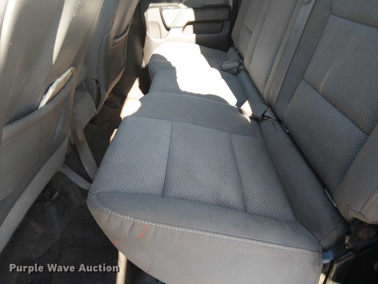 image for item EE4994 2015 Chevrolet Silverado 2500HD Double Cab pickup truck