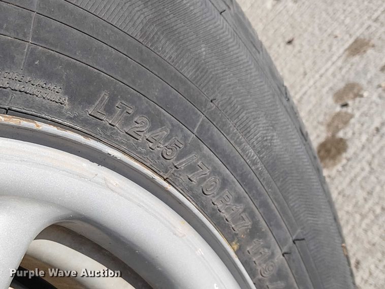 image for item EE4994 2015 Chevrolet Silverado 2500HD Double Cab pickup truck