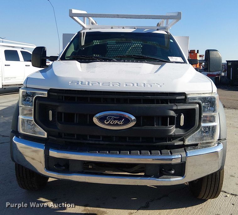image for item EE4995 2021 Ford F450 Super Duty flatbed truck