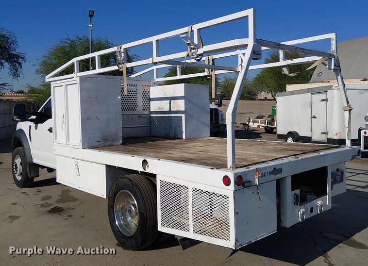 image for item EE4995 2021 Ford F450 Super Duty flatbed truck