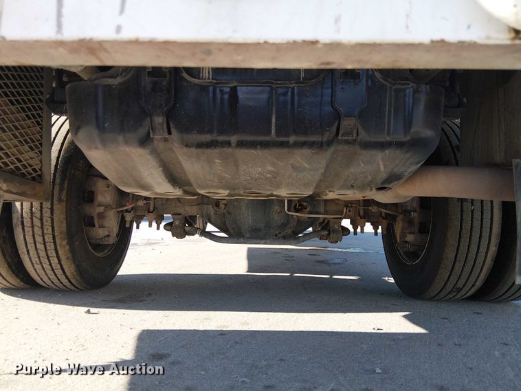 image for item EE4995 2021 Ford F450 Super Duty flatbed truck