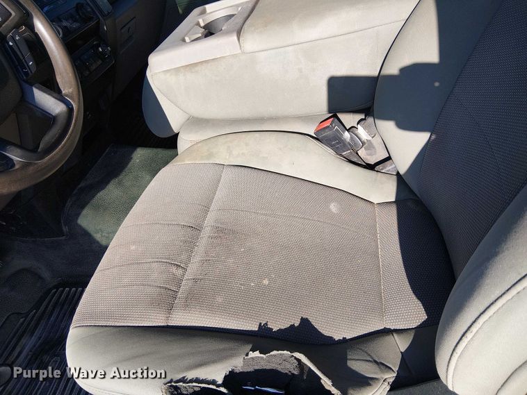 image for item EE4995 2021 Ford F450 Super Duty flatbed truck