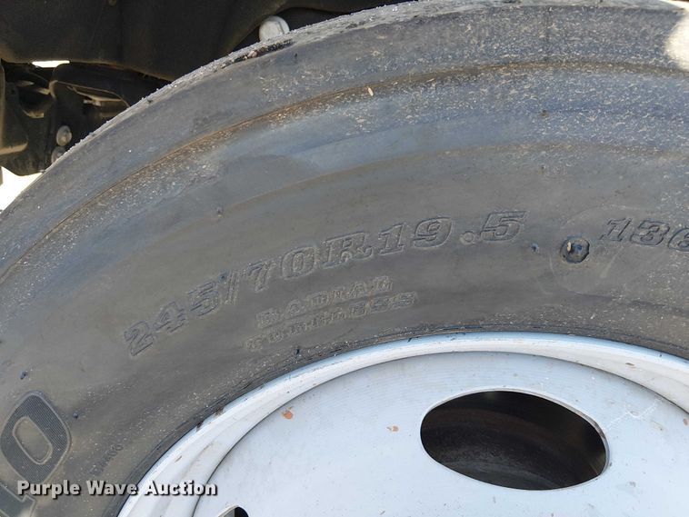 image for item EE4995 2021 Ford F450 Super Duty flatbed truck