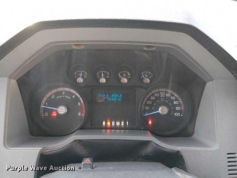 image for item EE4996 2016 Ford F750 flatbed truck