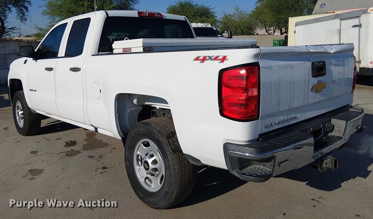image for item EE4997 2016 Chevrolet Silverado 2500HD Double Cab pickup truck