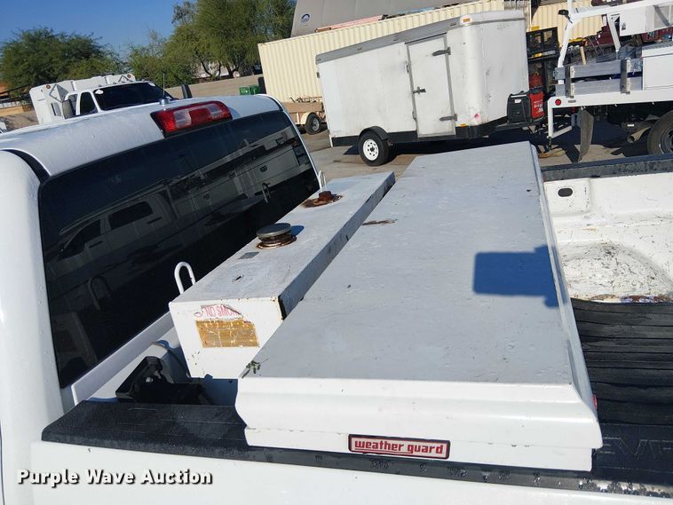 image for item EE4997 2016 Chevrolet Silverado 2500HD Double Cab pickup truck