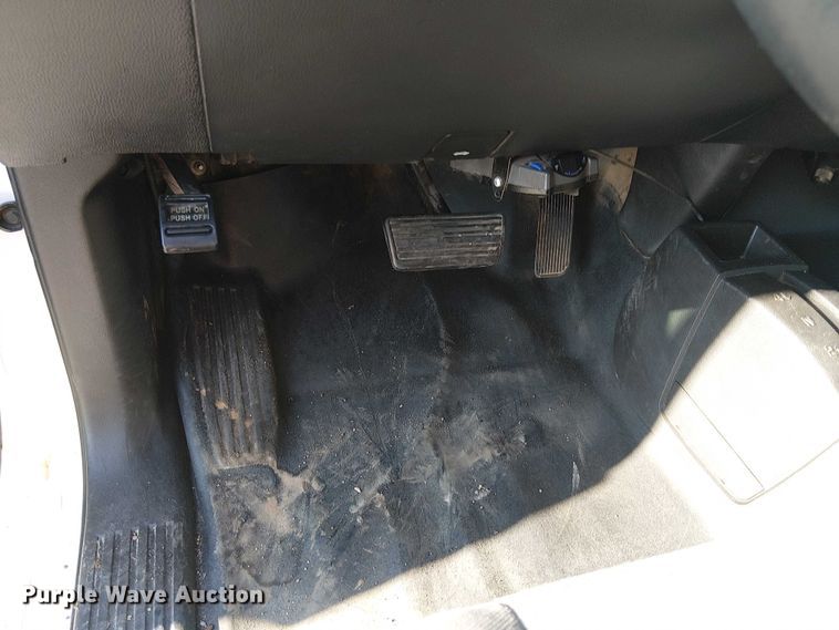 image for item EE4997 2016 Chevrolet Silverado 2500HD Double Cab pickup truck