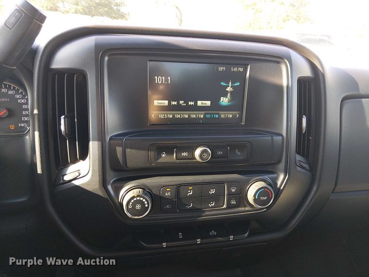 image for item EE4997 2016 Chevrolet Silverado 2500HD Double Cab pickup truck