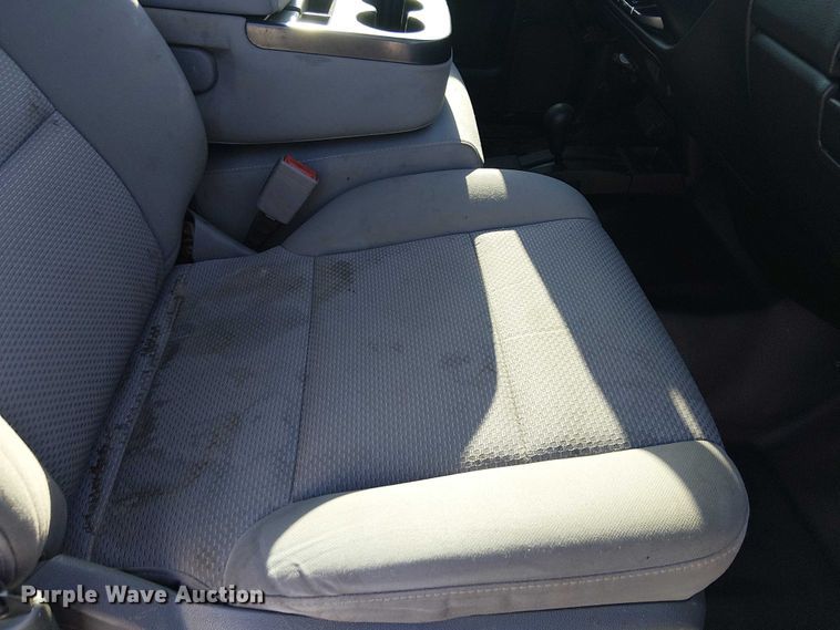 image for item EE4997 2016 Chevrolet Silverado 2500HD Double Cab pickup truck