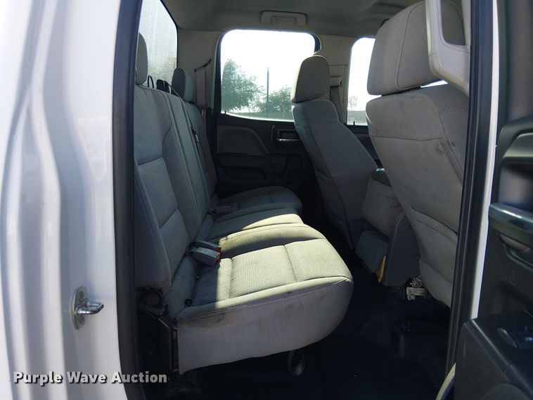 image for item EE4997 2016 Chevrolet Silverado 2500HD Double Cab pickup truck