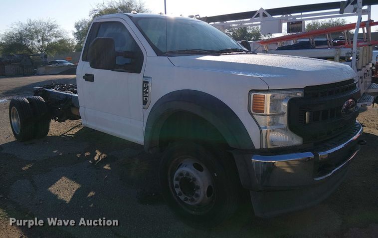 image for item EE4998 2021 Ford F450 Super Duty truck cab and chassis