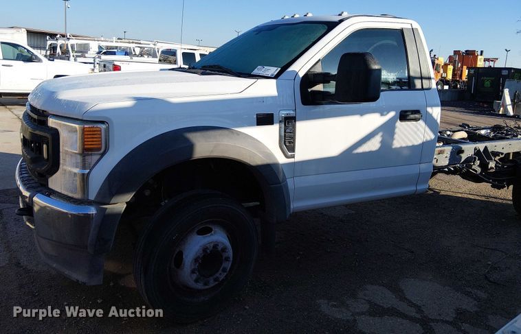 image for item EE4998 2021 Ford F450 Super Duty truck cab and chassis
