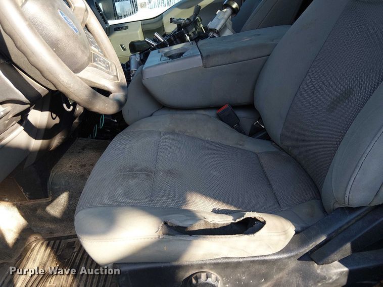 image for item EE4998 2021 Ford F450 Super Duty truck cab and chassis