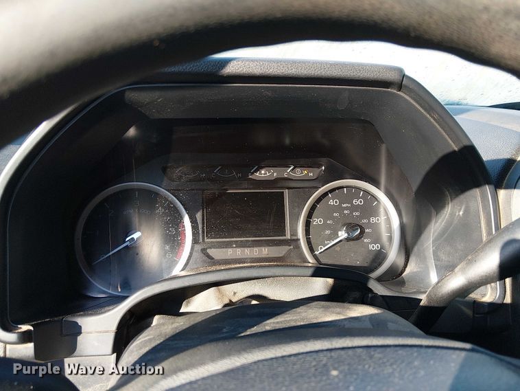 image for item EE4998 2021 Ford F450 Super Duty truck cab and chassis