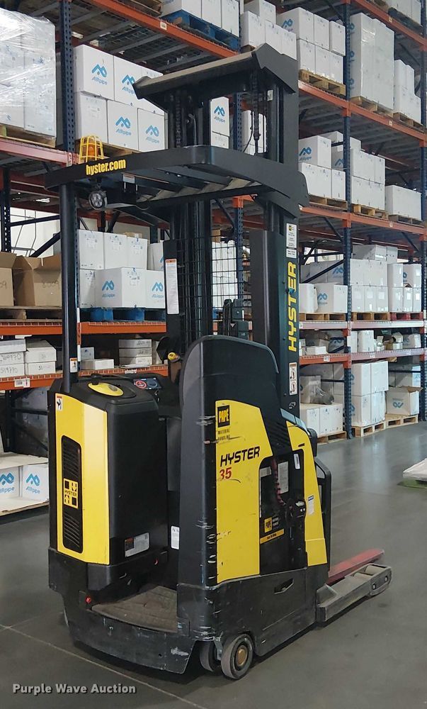 image for item EE5009 2023 Hyster N35ZR3-16.25 reach truck