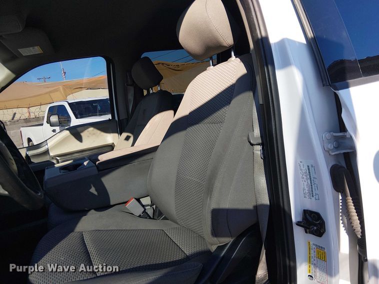 image for item EE5010 2020 Ford F150 SuperCrew pickup truck