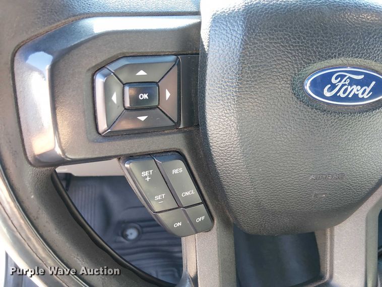 image for item EE5011 2018 Ford F250 Super Duty SuperCab pickup truck