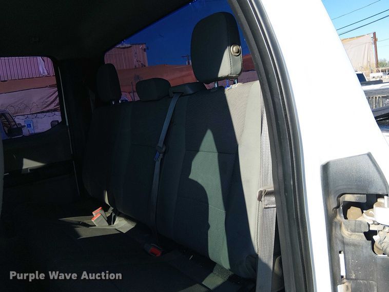 image for item EE5011 2018 Ford F250 Super Duty SuperCab pickup truck