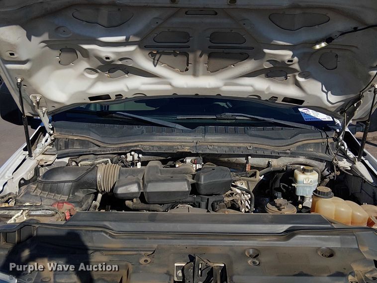 image for item EE5011 2018 Ford F250 Super Duty SuperCab pickup truck