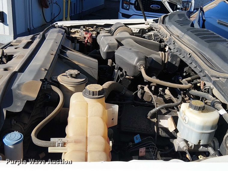 image for item EE5011 2018 Ford F250 Super Duty SuperCab pickup truck