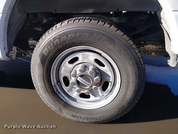 image for item EE5011 2018 Ford F250 Super Duty SuperCab pickup truck