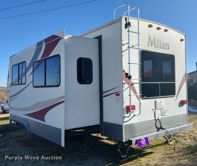 image for item EE5025 2013 Eclipse Recreational Vehicles MIT27RLSG camper