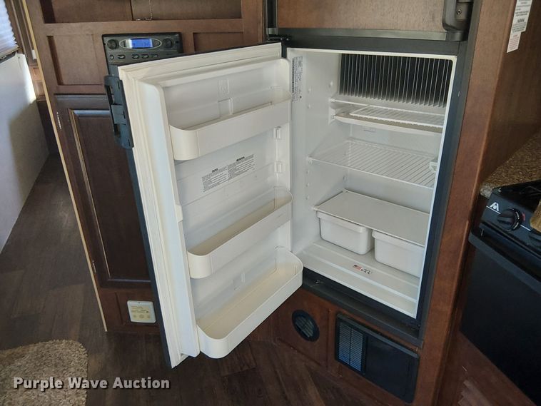 image for item EE5025 2013 Eclipse Recreational Vehicles MIT27RLSG camper