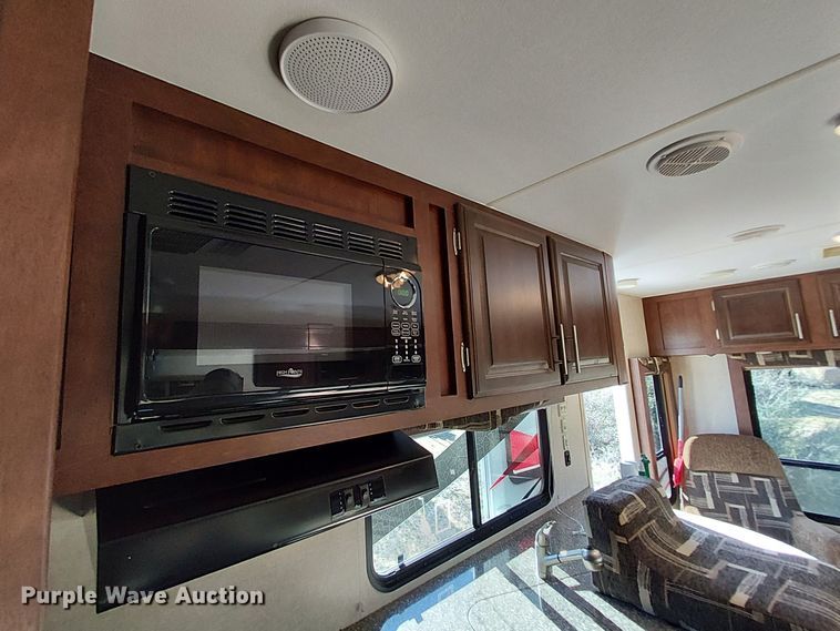 image for item EE5025 2013 Eclipse Recreational Vehicles MIT27RLSG camper