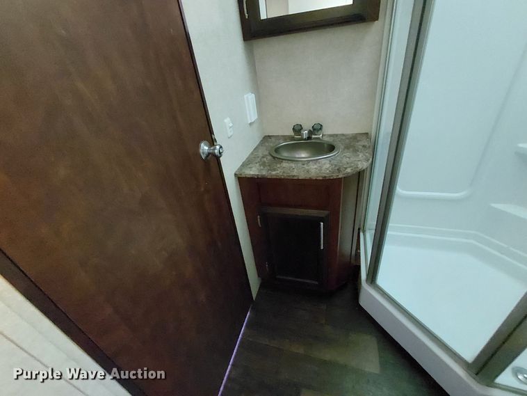 image for item EE5025 2013 Eclipse Recreational Vehicles MIT27RLSG camper