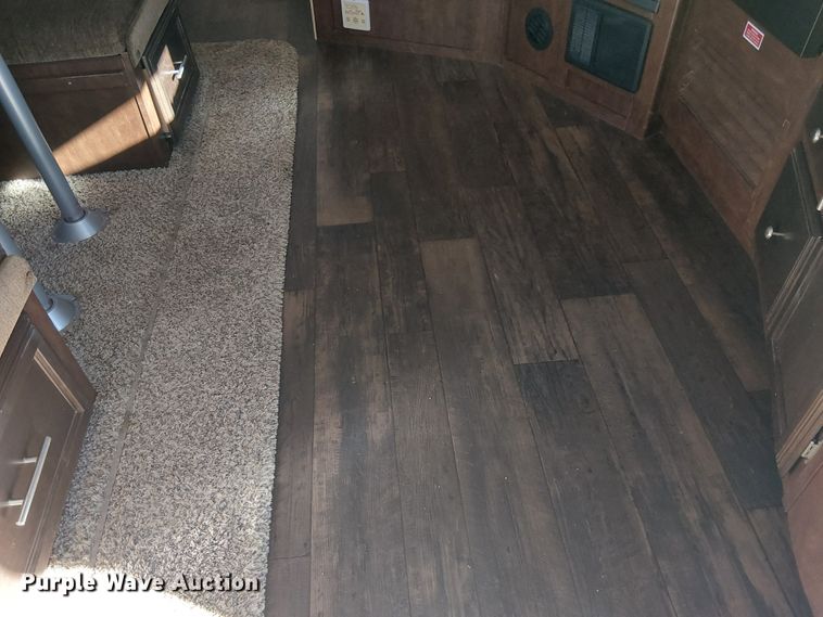 image for item EE5025 2013 Eclipse Recreational Vehicles MIT27RLSG camper