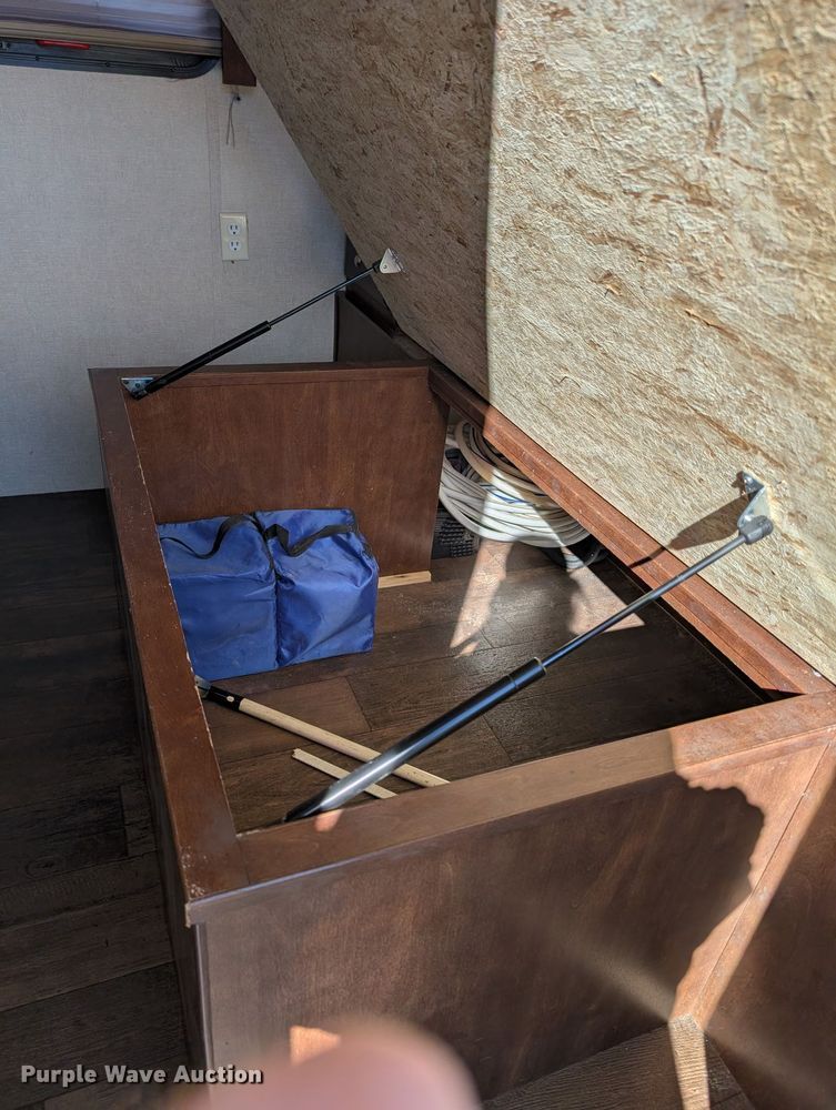 image for item EE5025 2013 Eclipse Recreational Vehicles MIT27RLSG camper